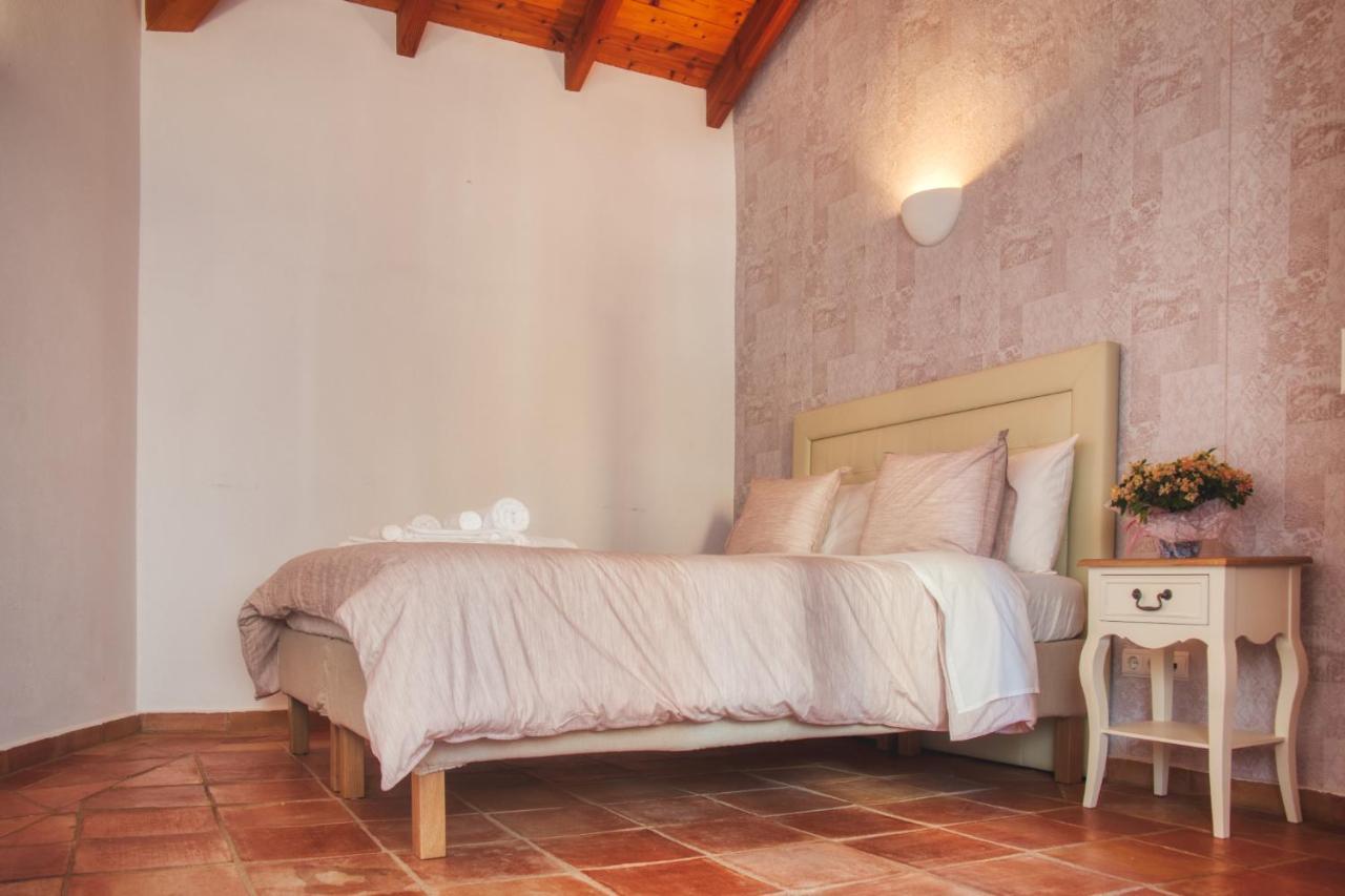 Moonshine Guest House With Private Studios And Private Cottage Lagos Exterior foto